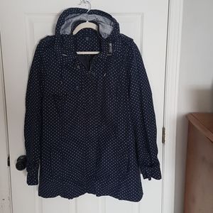 Lightweight fall jacket